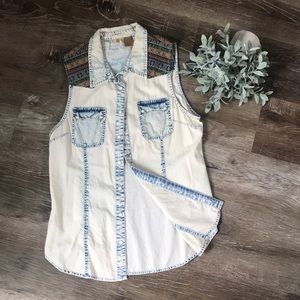 BKE Aztec/ Jean vintage Vest